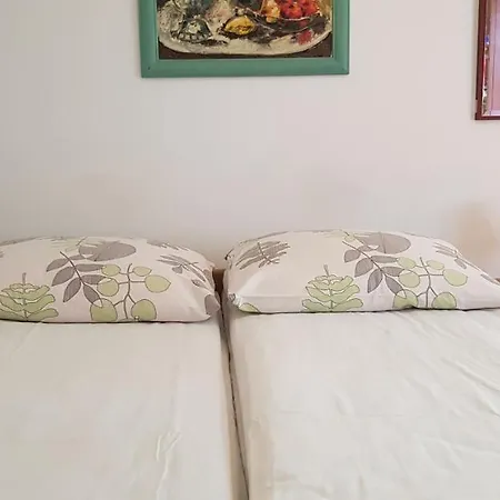 Wynajem Pokoi Guest house *