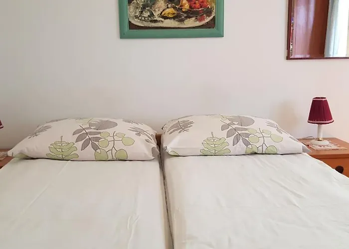 Wynajem Pokoi Pensjonat *